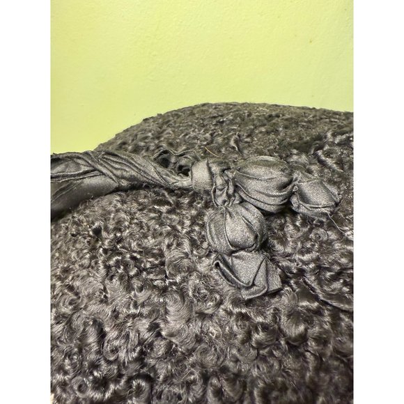 Antique 1920's Curly black lambs wool hand Muff Warmer - Picture 14 of 14